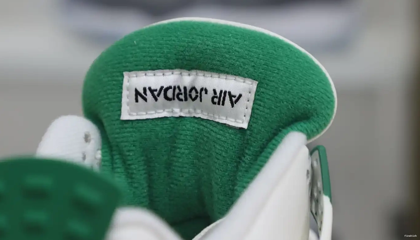 RETRO SB 4 NIKE JORDAN 'PINE AIR X GREEN' 0504